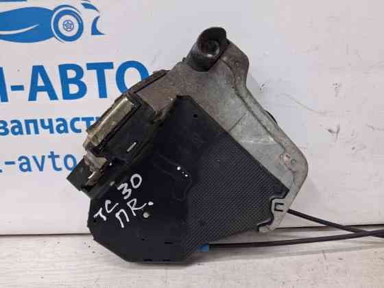Замок двери передний правый Toyota Camry 2001-2006 6903033241 (Арт. 68370) Київ