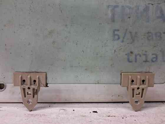 Стекло двери заднее правое Nissan Qashqai J11 1.2 БЕНЗИН HRA2DDT 2013 (б/у) Киев