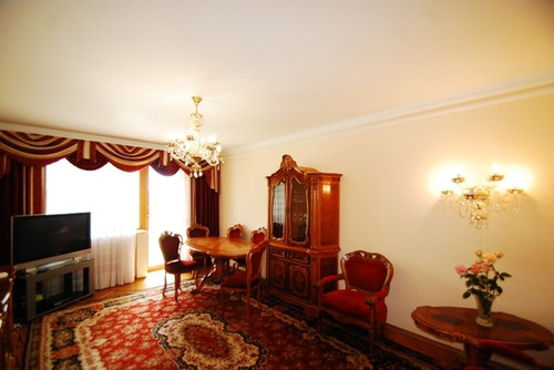 БЕЗ КОМІСІЇ! 3-кімнатна квартиру на Печерську метро Палац Україна, Либідська Київ - зображення 1