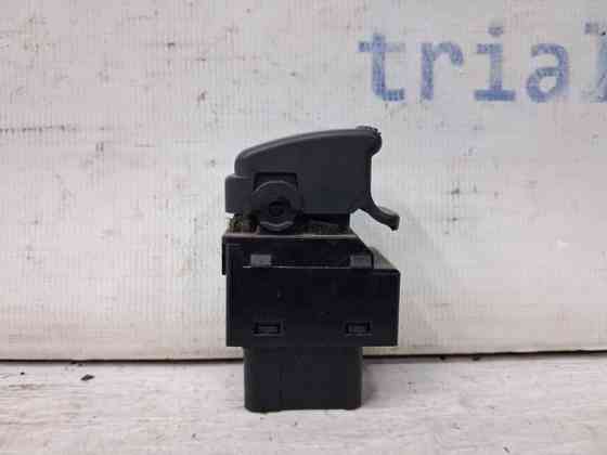 Кнопка стеклоподъемника Hyundai Tucson JM 2.0 DIESEL D4EA 2004 (б/у) Киев