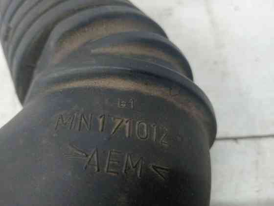 Патрубок воздушного фильтра Mitsubishi L200 KB 2.5 DIESEL 4D56 2006 (б/у) Київ